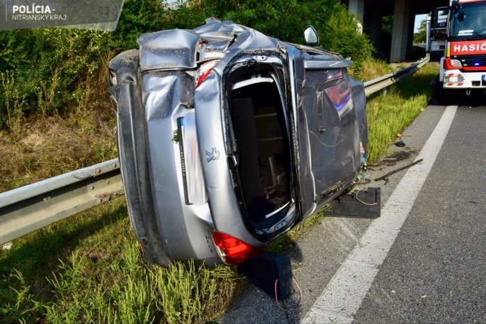 Ilustračný obrázok k článku Víkendová bilancia polície: Za volantom aj 16-ročný OPITÝ chalan!