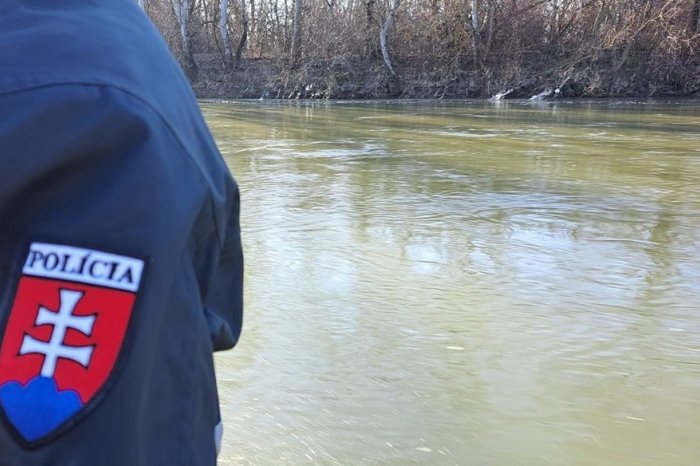 Ilustračný obrázok k článku ZVRAT v prípade nálezu tela v rieke Morava: Polícia prípad vyšetruje ako VRAŽDU!