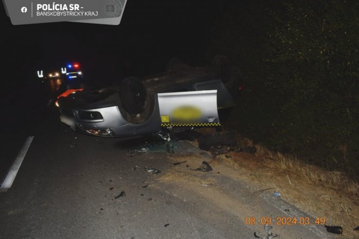 Ilustračný obrázok k článku DESIVÁ nehoda na rovnej ceste: Vodič prešiel do PROTISMERU a došlo k zrážke, FOTO