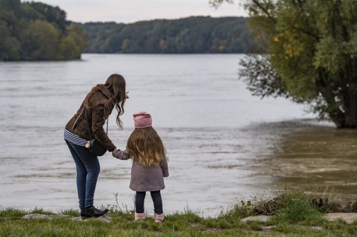 Ilustračný obrázok k článku Už sa TO začalo! Prudko STÚPA hladina rieky Morava, dvíha sa už aj Dunaj