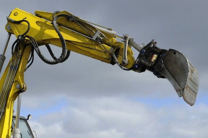 Ilustračný obrázok k článku Výstavba domu seniorov v Košiciach? Terénne práce prerušil TENTO nález!