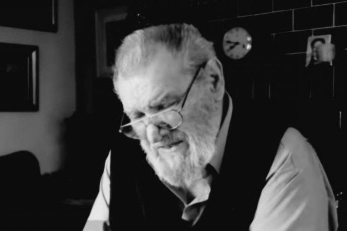 Ilustračný obrázok k článku Priviezol výletnú loď, vybudoval tam viaceré strediská: Zomrela veľká osobnosť Domaše