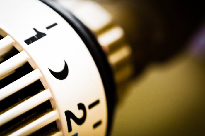 Ilustračný obrázok k článku Niektoré domácnosti budú mať LACNEJŠIE teplo už počas aktuálnej vykurovacej sezóny