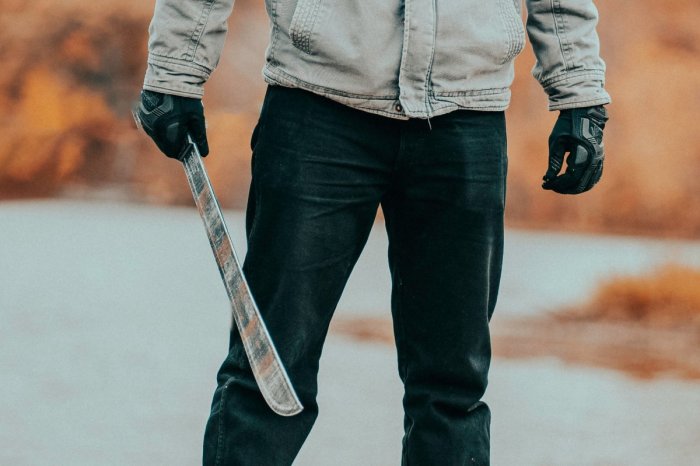 Ilustračný obrázok k článku KRVAVÁ dráma v podniku: Dvoch mužov napadli MAČETOU, páchatelia ušli