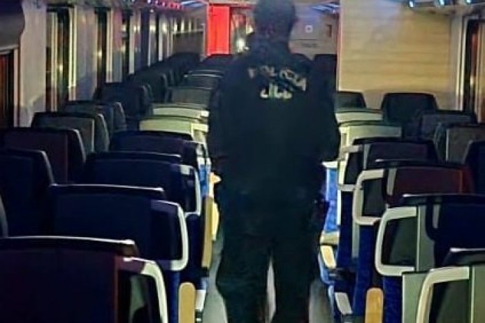 Ilustračný obrázok k článku Poplach v Kysaku: Vo vlaku sa našiel podozrivý predmet! Cestujúci museli vystúpiť