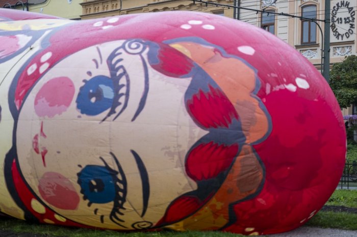 Ilustračný obrázok k článku Prešovčania chodia okolo OBROVSKEJ novinky v meste: Čo to v Južnom parku osadili? FOTO