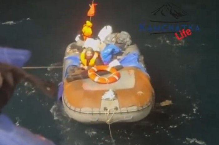 Ilustračný obrázok k článku Z rodinnej plavby sa stala TRAGÉDIA: Muža našli v mori po 67 dňoch, na člne mal TELÁ príbuzných