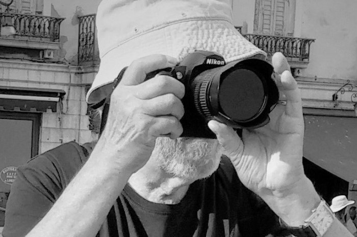 Ilustračný obrázok k článku Prišli sme o TELEVÍZNU osobnosť: ZOMREL oceňovaný scenárista a režisér