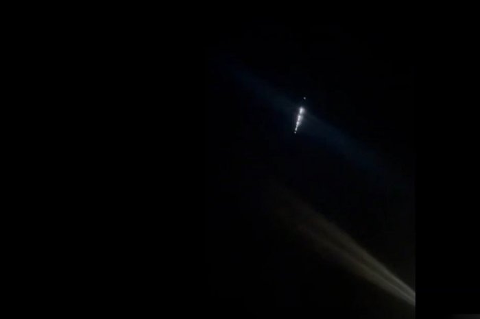 Ilustračný obrázok k článku ZÁHADNÁ šnúra svetiel na oblohe nad Slovenskom: Čo sú to za OBJEKTY?