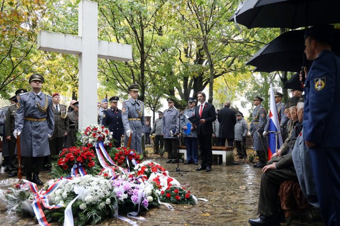 Ilustračný obrázok k článku PODPORME VOJNOVÝCH VETERÁNOV!