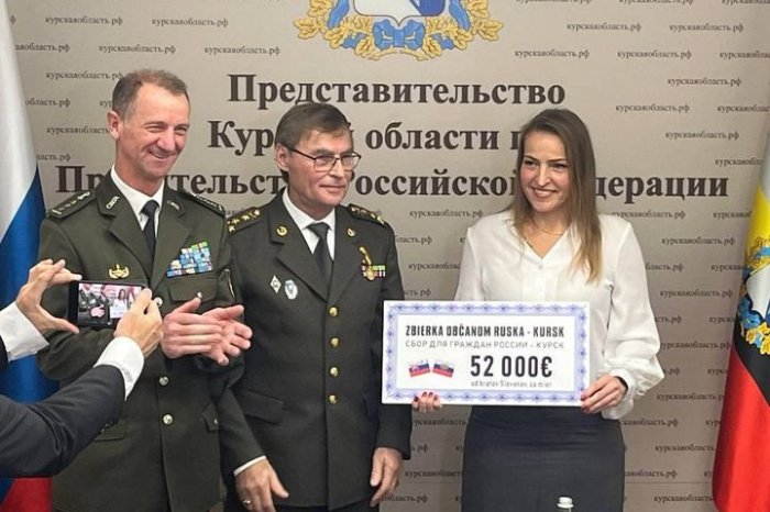 Ilustračný obrázok k článku V uniformách do Moskvy: Armáda sa DIŠTANCUJE od aktivity starostu, ktorý Rusom dal šek