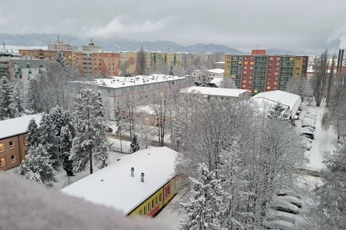 Ilustračný obrázok k článku Nádielka je tu! Popradčania sa už tiež dočkali snehu + PRVÉ zábery z ulíc