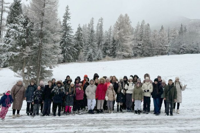 Ilustračný obrázok k článku V Tatrách si užili sneh deti z Ukrajiny: Mládež z vojnového územia bola v škole v prírode