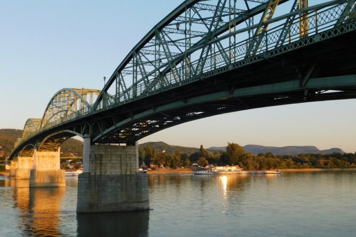 Ilustračný obrázok k článku POZOR na obmedzenia! Opravuje sa CESTA