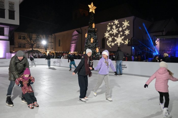 Ilustračný obrázok k článku V Košiciach otvárajú NAJKRAJŠIE klzisko v meste: Vstup bude v piatok pre všetkých ZDARMA