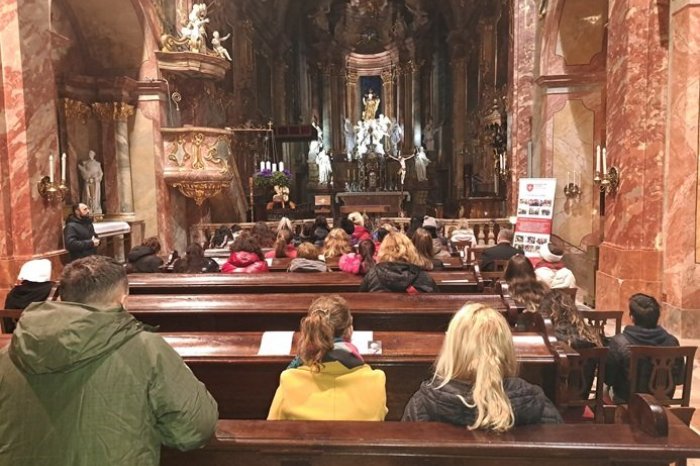 Ilustračný obrázok k článku ODSÚDENÉ ženy si prezreli katedrálu a vychutnali ADVENTNÝ koncert