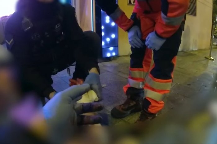 Ilustračný obrázok k článku VIDEO: Párty v Bratislave skončila KRVAVO: Agresívnych mladíkov takto spacifikovala polícia!