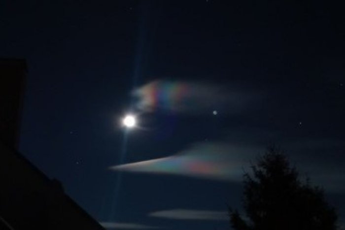 Ilustračný obrázok k článku Nad Slovenskom vidieť zaujímavý úkaz: Čo sú DÚHOVÉ oblaky na oblohe?