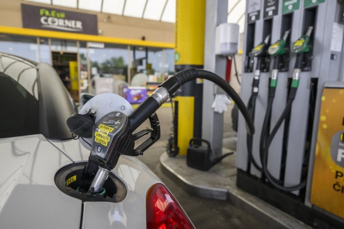 Ilustračný obrázok k článku Vodiči, POZOR! Slovnaft dočasne ZATVORÍ svoje čerpacie stanice: KEDY nenatankujete?