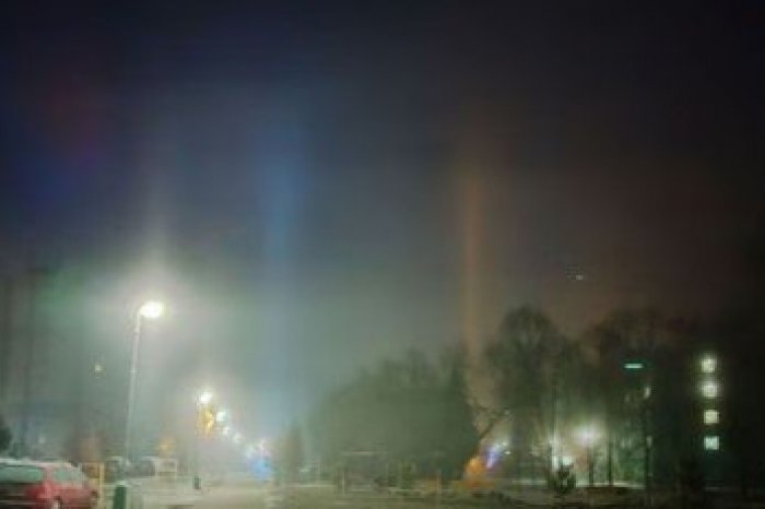 Ilustračný obrázok k článku Nový rok priniesol na Slovensko prírodný úkaz: Ľudia pozorovali tieto svetelné STĹPY