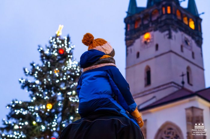 Ilustračný obrázok k článku Posledný návrat k Silvestru: FOTOGRAFIE z mesta, ako sa zabávali Prešovčania