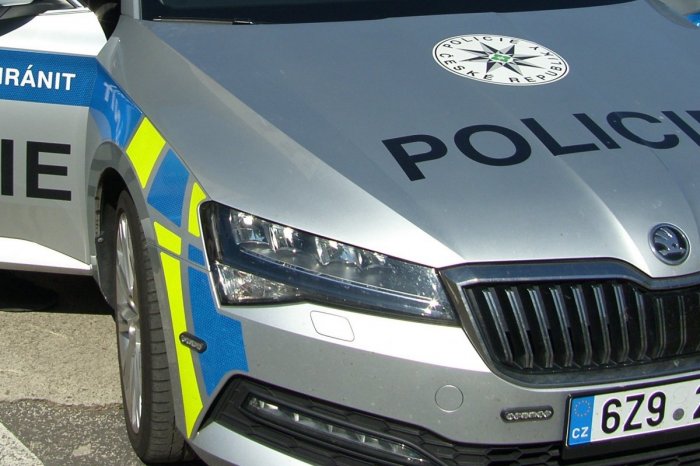 Ilustračný obrázok k článku Obrovské NEŠŤASTIE v Prahe: Z hradieb sa ZRÚTIL muž! Na mieste ZOMREL