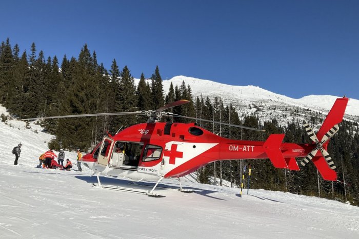 Ilustračný obrázok k článku Leteckí ZÁCHRANÁRI pristáli priamo na svahu: Ratovali VÁŽNE zraneného lyžiara