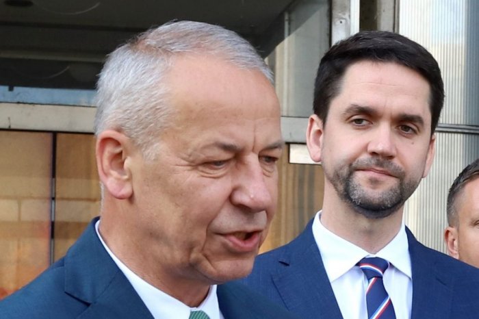 Ilustračný obrázok k článku TRAGÉDIA na škole zasiahla mnohých: Na OHAVNÝ čin zareagovali župan Lunter aj primátor Nosko