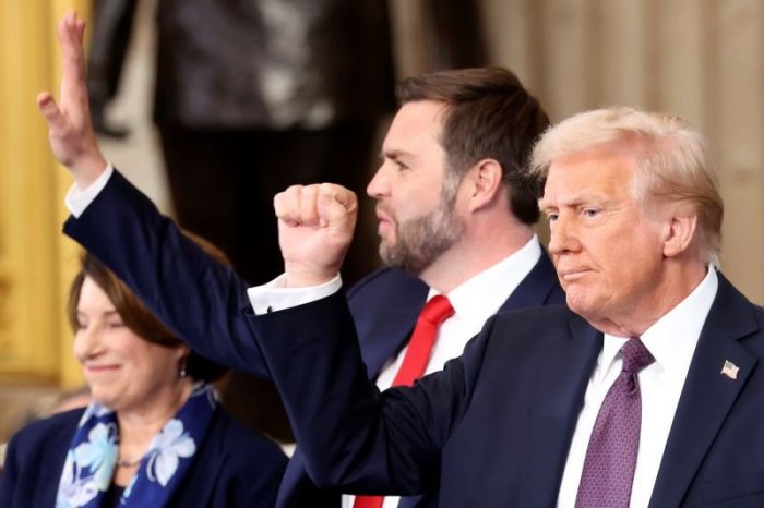 Ilustračný obrázok k článku Trump plánuje deportovať MILIÓNY a MILIÓNY migrantov z cudziny