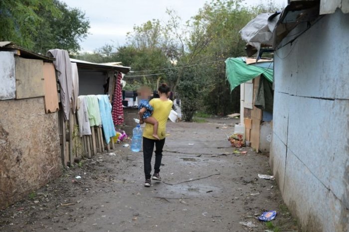 Ilustračný obrázok k článku Trieda, akú nikde nemali: VŠETKY deviatačky sú TEHOTNÉ, niektoré druhýkrát!