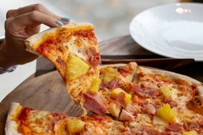 Ilustračný obrázok k článku Patrí ananás na pizzu? Podnik ŠOKOVAL: Chcete ho tam? Zaplaťte ASTRONOMICKÝ príplatok