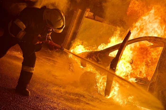 Ilustračný obrázok k článku V Ružinove ZHORELA dodávka! Dôvod? Technická PORUCHA