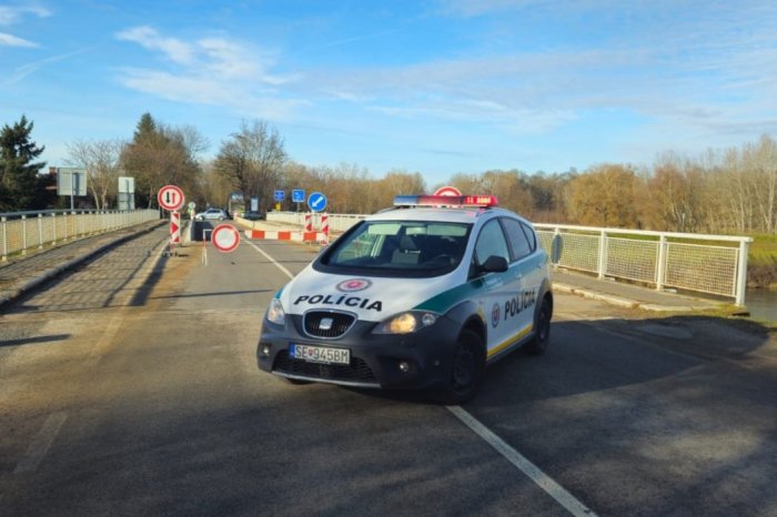 Ilustračný obrázok k článku Ochorenie zvierat zalarmovalo políciu: Prebiehajú NEPRETRŽITÉ kontroly na hraniciach