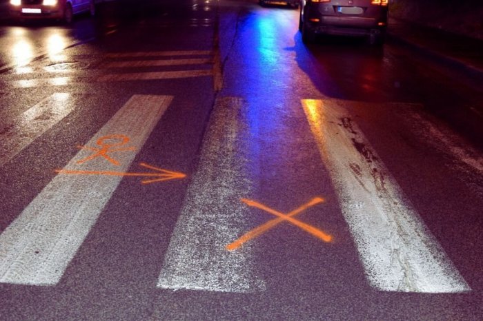 Ilustračný obrázok k článku HROZIVÁ zrážka na priechode: ZRANENÁ chodkyňa skončila v nemocnici, FOTO