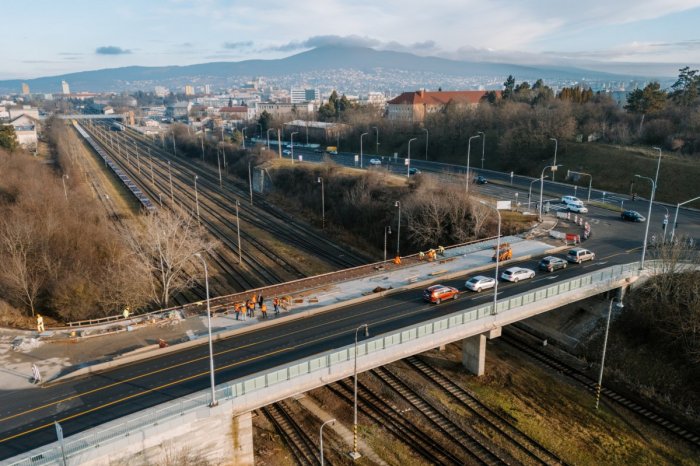 Ilustračný obrázok k článku Vodiči, cez víkend POZOR na Cabajskom moste: Nastane zmena organizácie DOPRAVY!