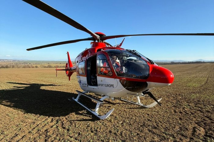 Ilustračný obrázok k článku HRÔZA na ceste! Autobus sa zrazil s autom: Hlásia ZRANENÝCH