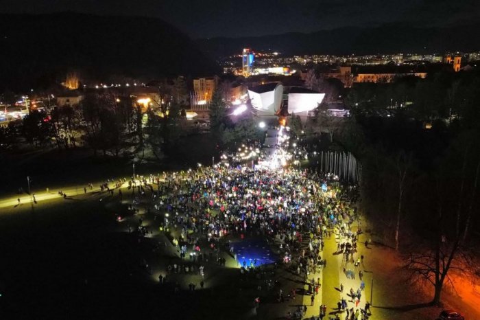 Ilustračný obrázok k článku Bystričania vyjdú do ulíc už po 11. raz: PROTESTNÝM pochodom to tentoraz neskončí