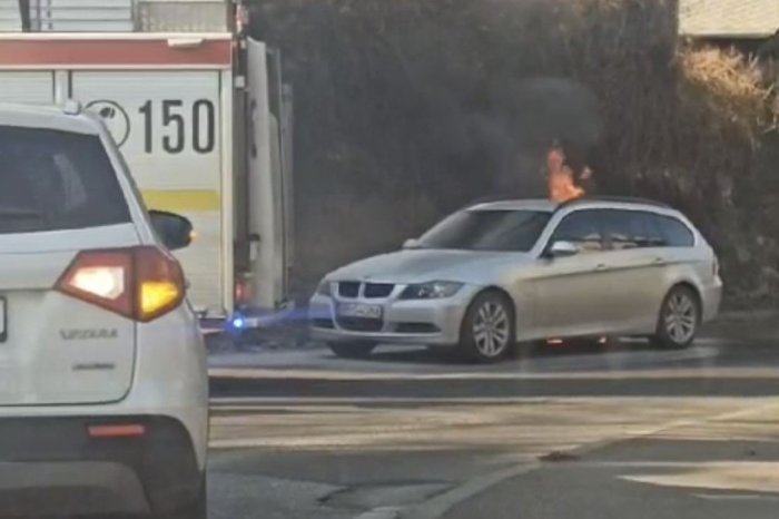 Ilustračný obrázok k článku Na ceste HORELO auto! Zasahovali HASIČI!, VIDEO