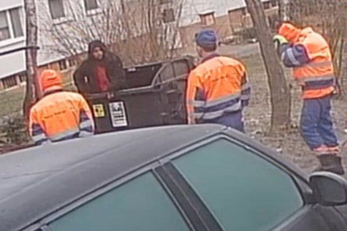 Ilustračný obrázok k článku ŠOK pre pracovníkov zberu odpadu: Muž v kontajneri HAZARDOVAL so životom