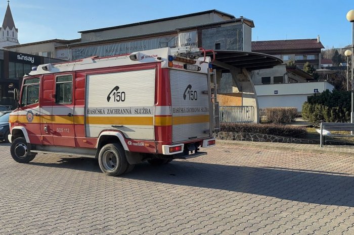 Ilustračný obrázok k článku V centre Gelnice HOREL človek! K mužovi letel vrtuľník