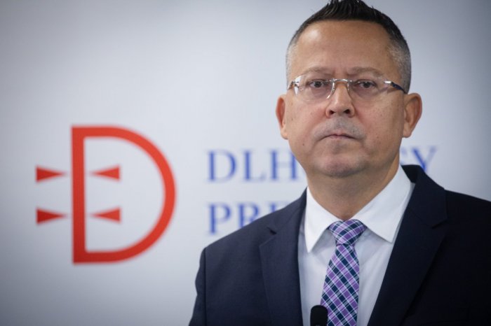 Ilustračný obrázok k článku Nastúpi minister financií do NBS? Absolútne ŠPEKULÁCIE, reaguje