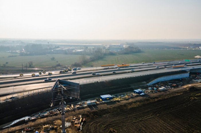 Ilustračný obrázok k článku Vodiči, ZMENA plánov! Uzatvorenie D1 pri Bratislave sa pre počasie RUŠÍ