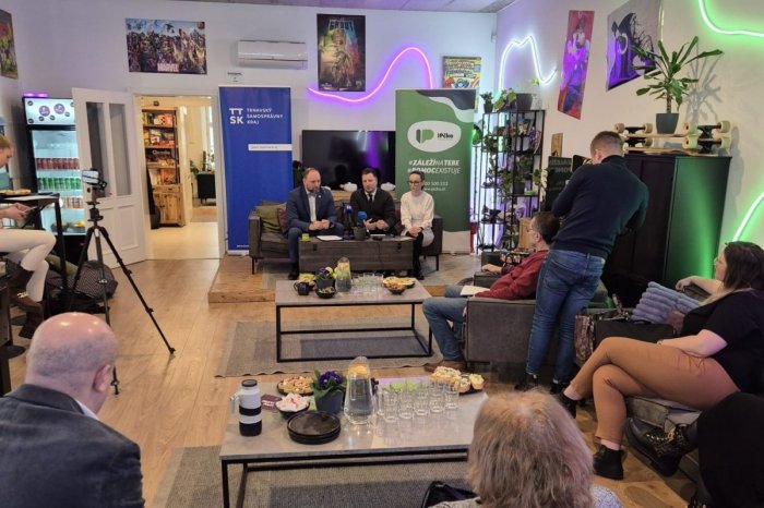 Ilustračný obrázok k článku Hrozil mu ZÁNIK: Centrum krízovej intervencie Káčko v Trnave NEKONČÍ!