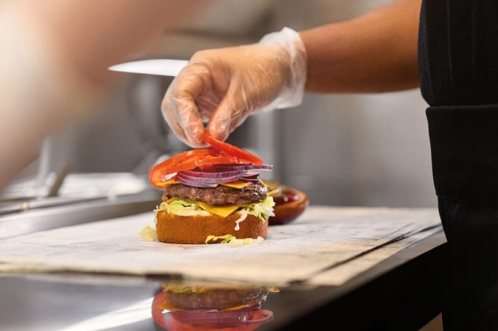 Ilustračný obrázok k článku Na Slovensko mieri chorvátska značka s RÝCHLYM občerstvením, zaujať chce zdravším jedlom