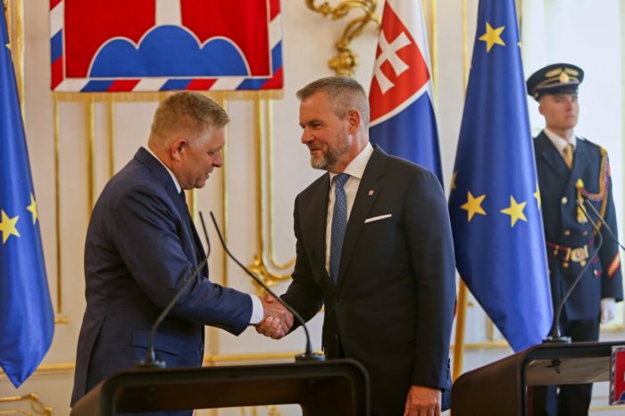 Ilustračný obrázok k článku REKONŠTRUKCIA vlády? Prezident dal Ficovi jednu zásadnú PODMIENKU