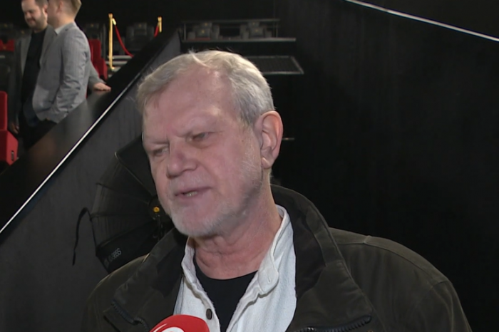 Ilustračný obrázok k článku Uhrančivý pohľad, brada a dlhé vlasy sú preč: Herca Milana Bahúla choroba poriadne ZMENILA