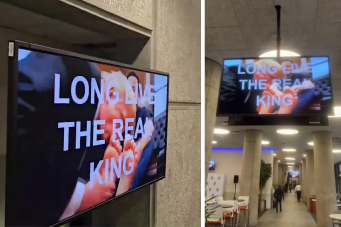 Ilustračný obrázok k článku TRAPAS na ministerstve: Obrazovky púšťali VIDEO, ako Trump cmúľa nohy Muskovi