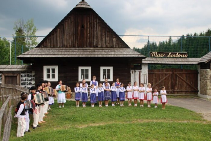 Ilustračný obrázok k článku Bude DEDINA ROKA z nášho kraja? Zapojte svoju OBEC do veľkej ankety!