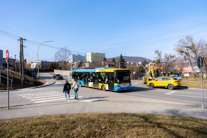 Ilustračný obrázok k článku Problémová križovatka na Kostolianskej: Primátor NESÚHLASÍ s navrhovaným riešením