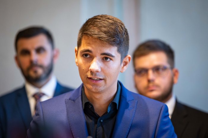 Ilustračný obrázok k článku Erik Kaliňák ŠOKOVAL: Ak by sa Rusi dostali až do Užhorodu, mali by sme SPOĽAHLIVÉHO suseda